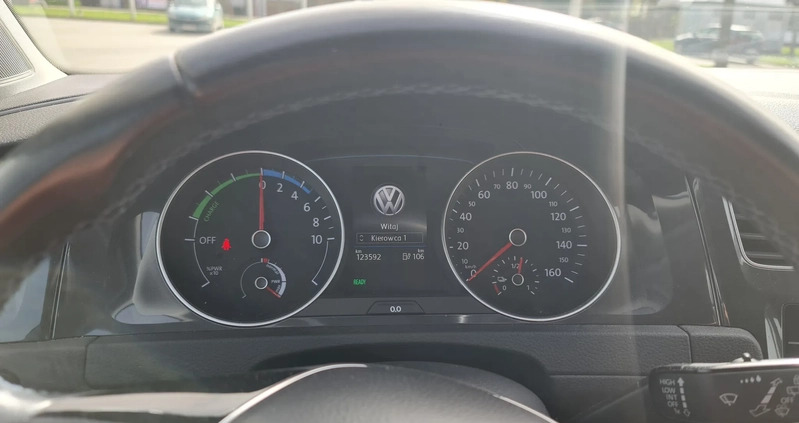 Volkswagen Golf cena 73899 przebieg: 123500, rok produkcji 2018 z Pilica małe 379